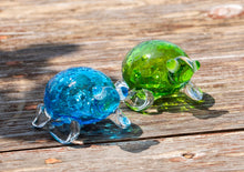 画像をギャラリービューアに読み込む, ウミガメの置物 子ガメ