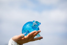 画像をギャラリービューアに読み込む, ウミガメの置物 親ガメ