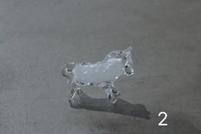 画像をギャラリービューアに読み込む, 干支の置物 午(うま)白馬