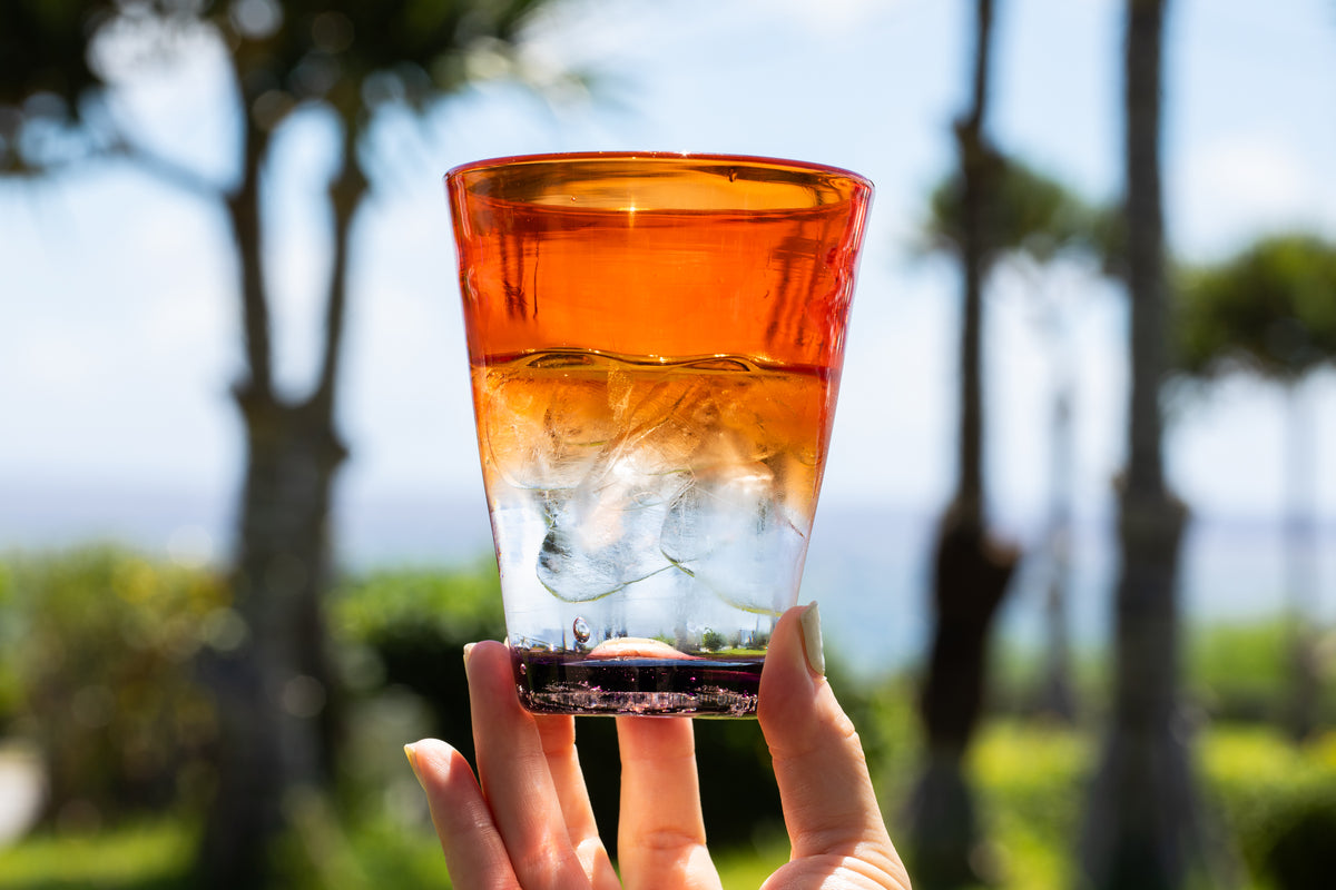 Iwatzu Glass 手作り紫色ガラス 6-057着払いでお願いします。 パート