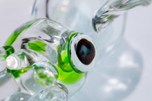 画像をギャラリービューアに読み込む, 眼青烏賊の置物　佐藤慎作品
