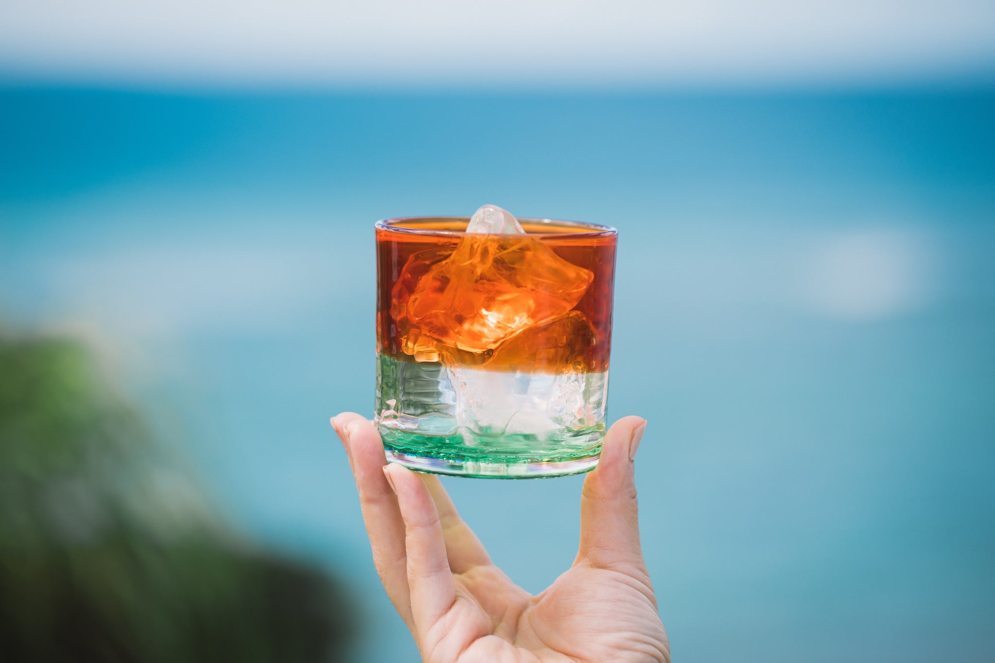 琉球ガラスの海風 残波の夕日 ロックグラス 緑 オンラインストア 人気