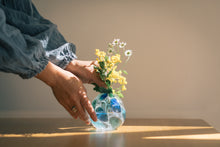 画像をギャラリービューアに読み込む, 海想 花瓶 球体タイプ 青
