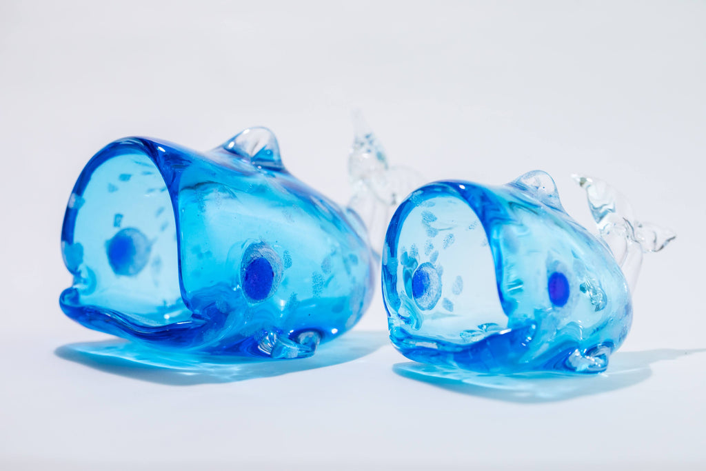 ジンベエザメの置物 (水)