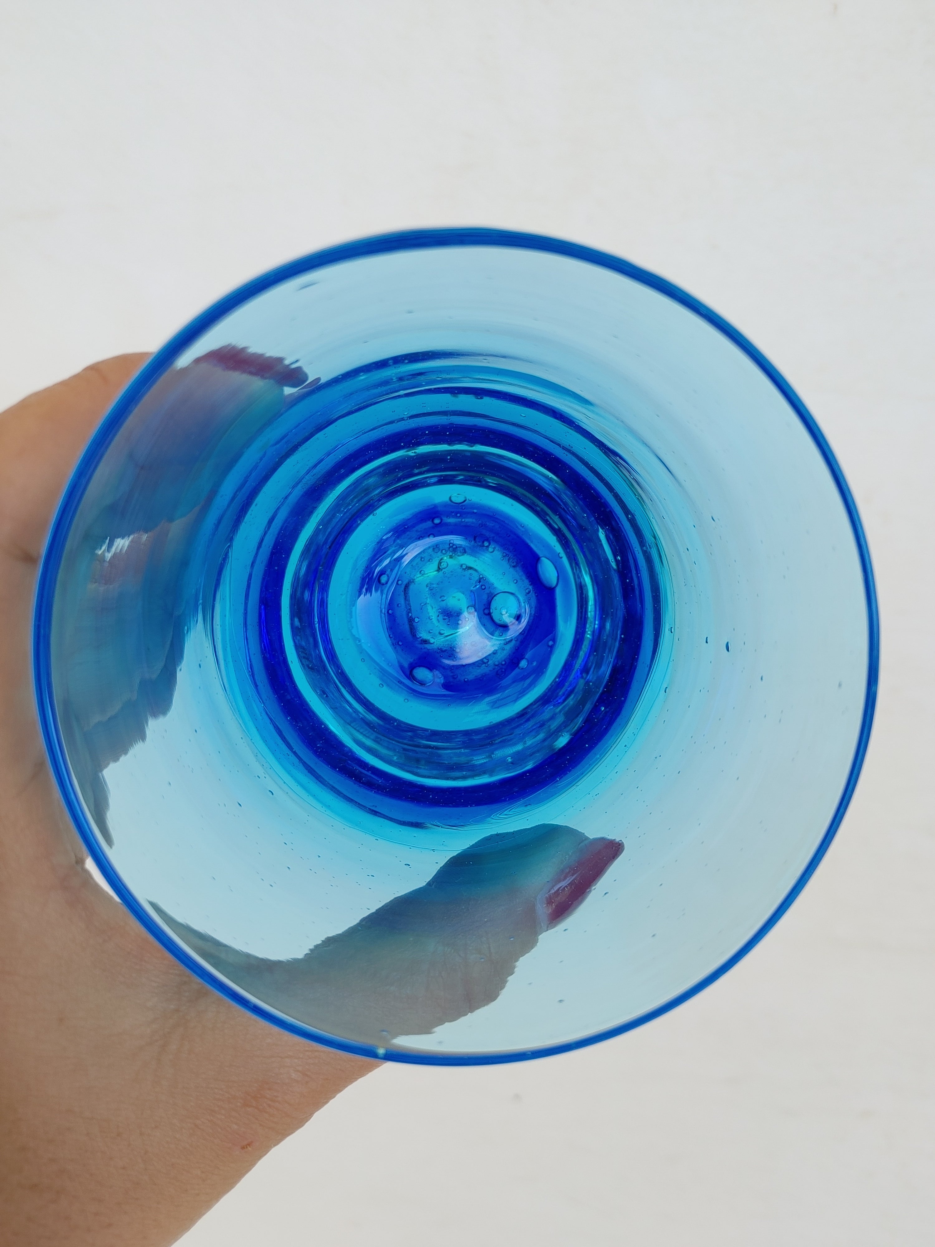 浅瀬グラス
